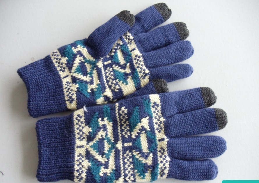 GLOVE